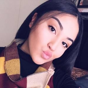 Meet your Posher, Leslie